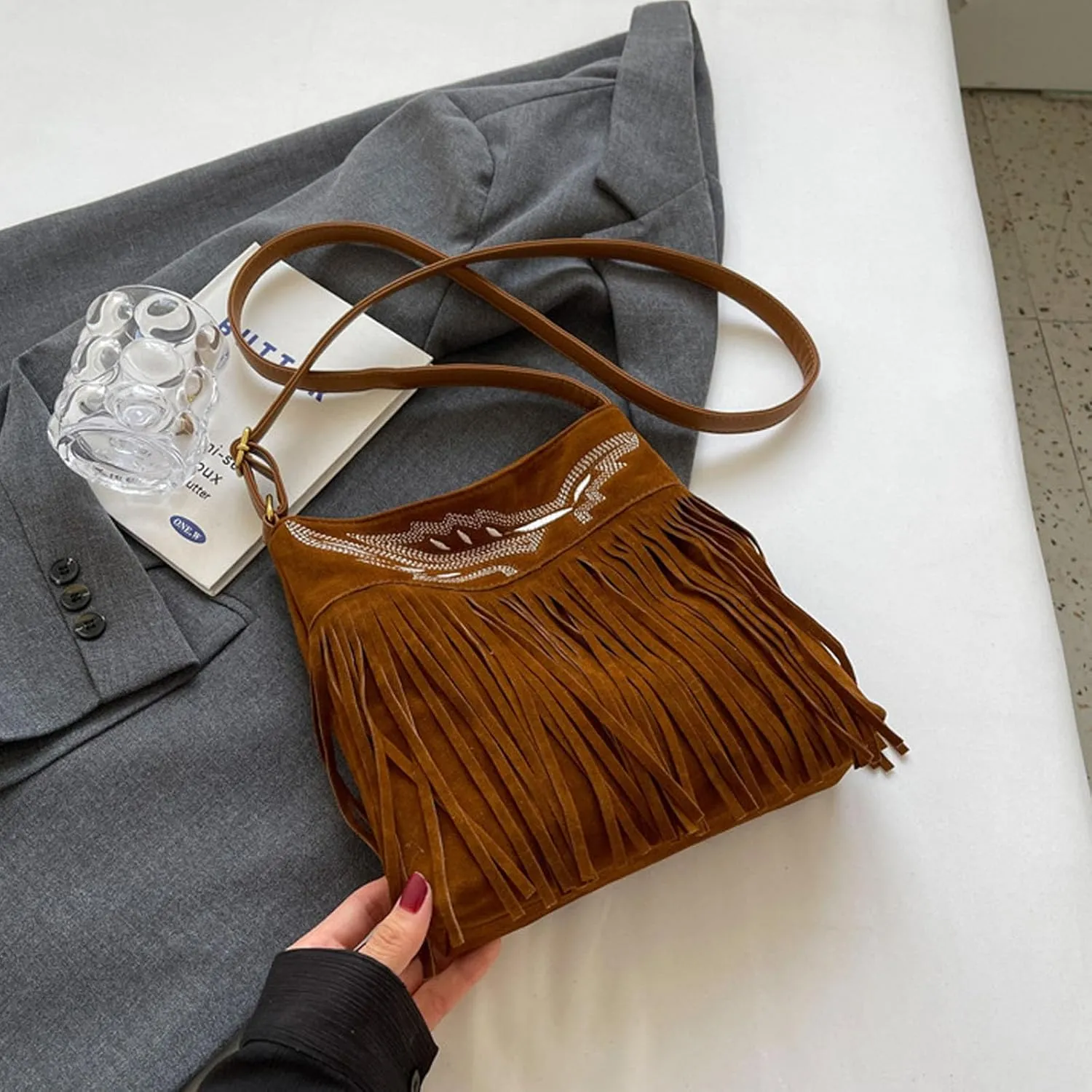 1pcs Women Fringe Hippie Cross body Bag Faux Suede Shoulder Bag Hobo Tassel Messenger Bag fringe bags for women