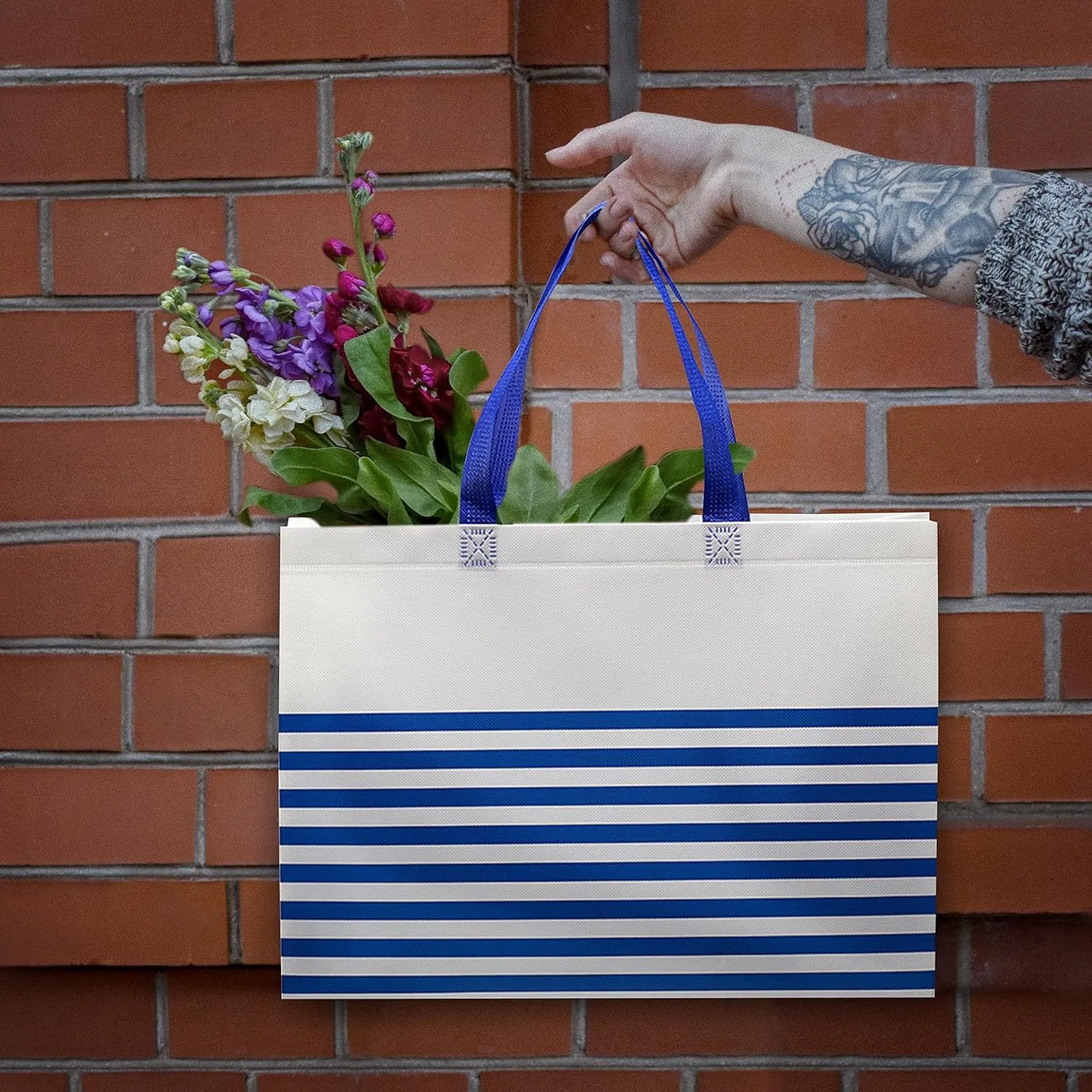 DISCOUNT PROMOS 10 Seaside Striped Tote Bags Set - Non Woven, Big, Vibrant, Reusable - Blue