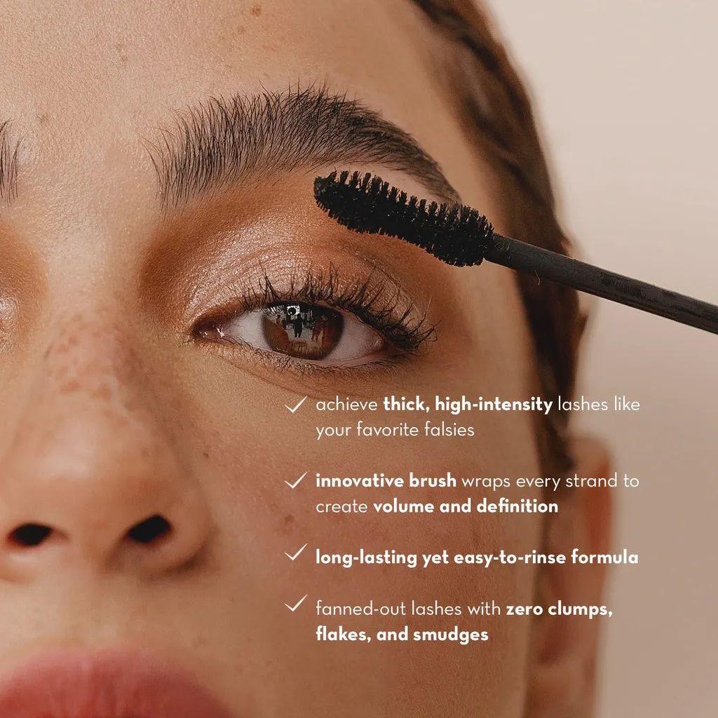 Holy Grail Volumizing Mascara in Black