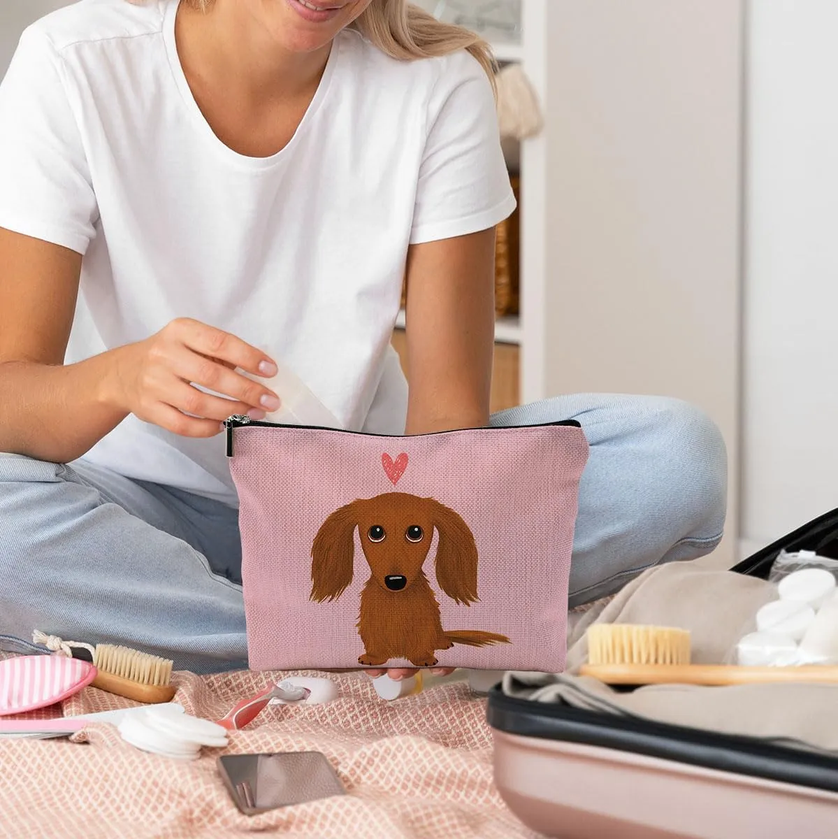 Long-Haired Dachshund Cartoon Wiener Dog Heart Makeup Bag Travel Cosmetic Bags,Funny Dachshund Puppy Dog Cosmetic Makeup Bags With Zipper Pouch Travel Toiletry Case,Dachshun,Pink Cosmetic Bag
