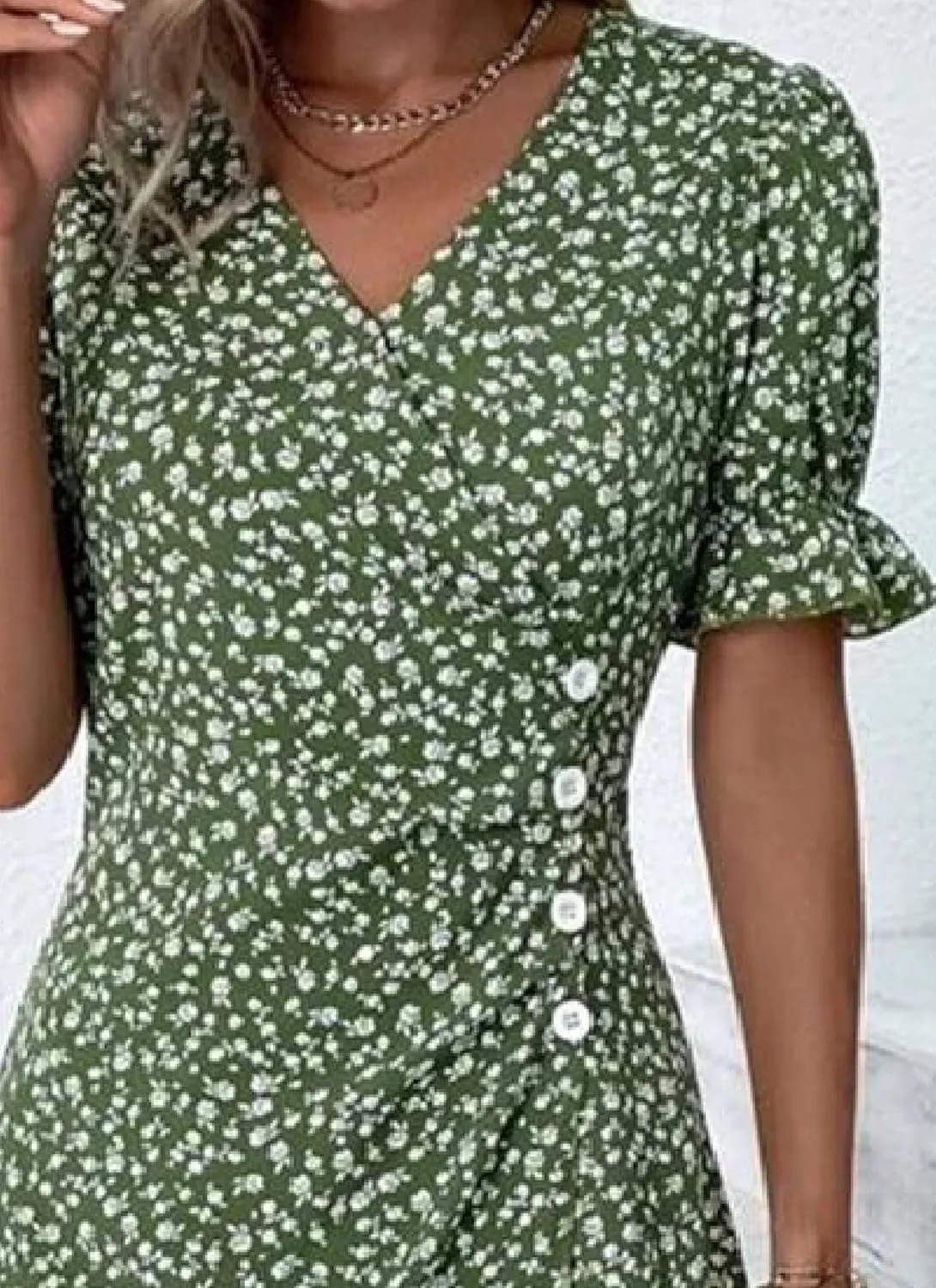 Women's Short Puff Sleeve Green Ditsy Floral Print Midi Dress with Buttons Wrap Style V-Neck Clothes 2025 Summer Fashion